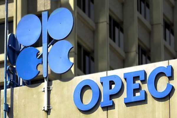 OPEP+ : Réduire la production pétrolière